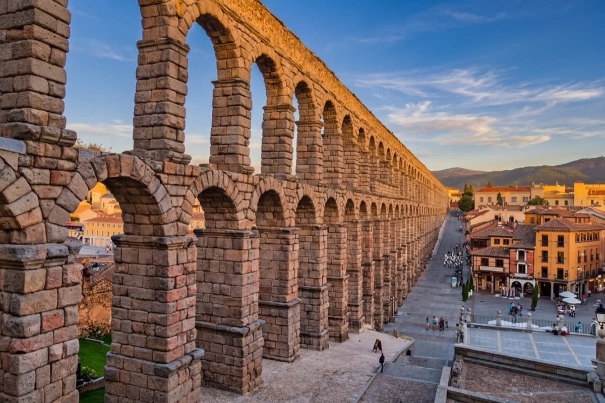 Segovia Day Trip from Madrid – Full Day with Guide and Alcázar Option - day trip from Madrid